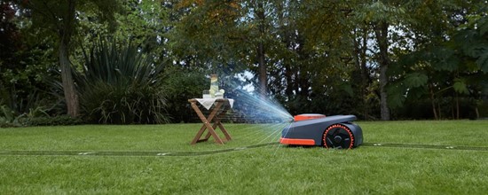 Baner: Czy robot z LiDAR może pracować na nierównym terenie lub w ogrodach o skomplikowanym układzie?